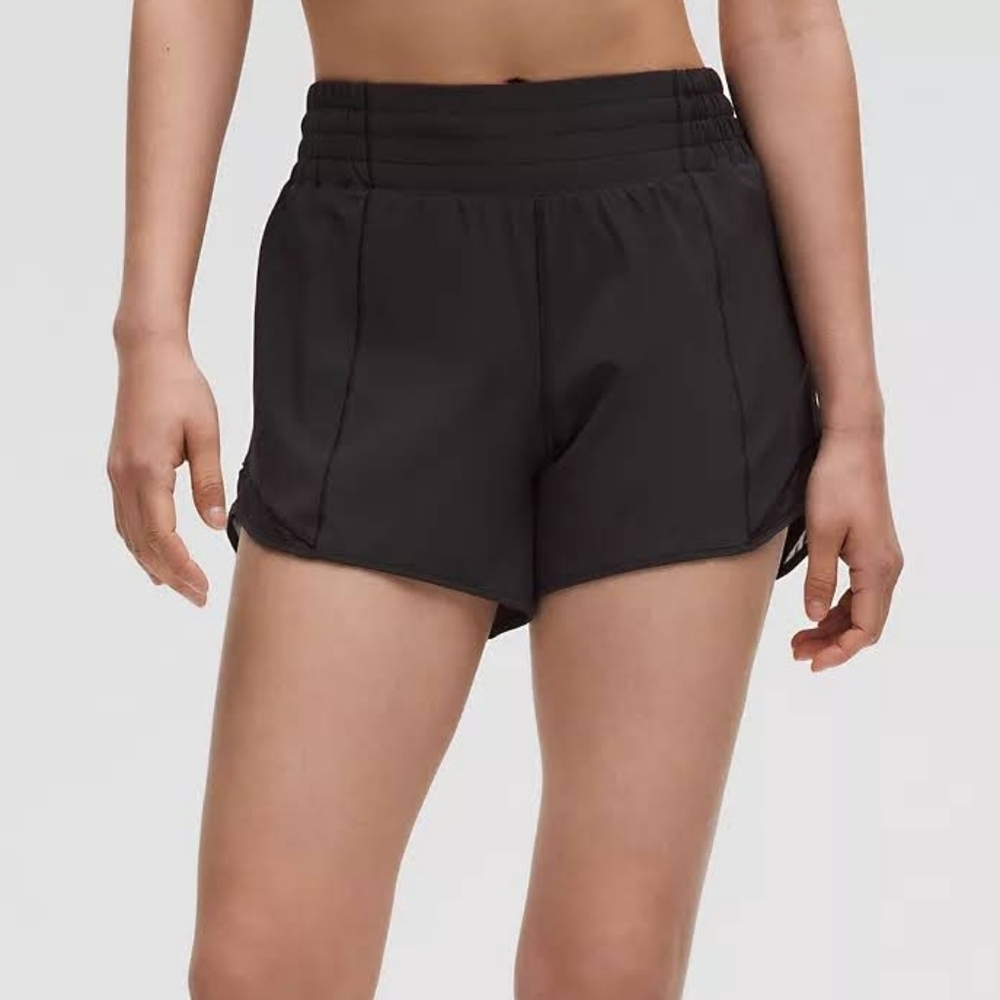 LULULEMON Hotty Hot High Rise Shorts 4" Black Lined 6
